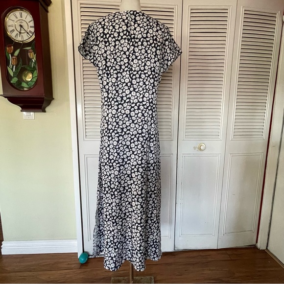 Flower Long Dress Size Large - Picture 4 of 15